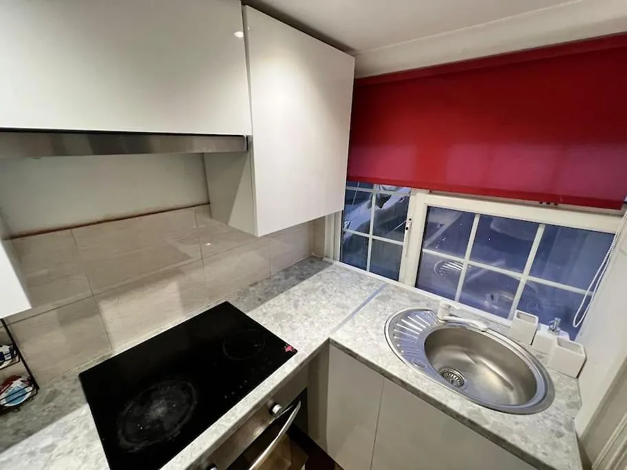 Apartment Morden Studio Room Northolt
